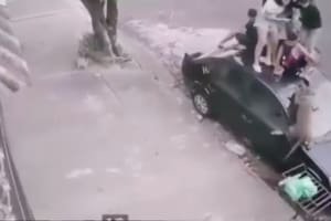 Pitbull ataca adolescentes e causa pânico em bairro de SP