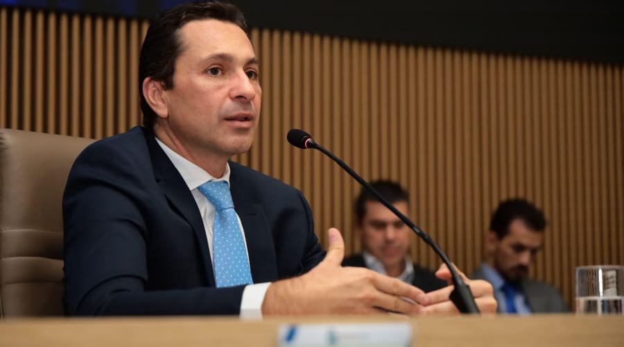 Prefeito Vilela garante integração total com os vereadores na administração de Aparecida