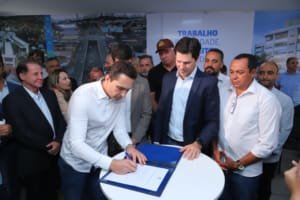 Prefeitura de Aparecida e Governo de Goiás assinam convênio de R$ 18 milhões para obras em infraestrutura