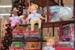 Prefeitura entrega 25 mil brinquedos em Aparecida neste domingo