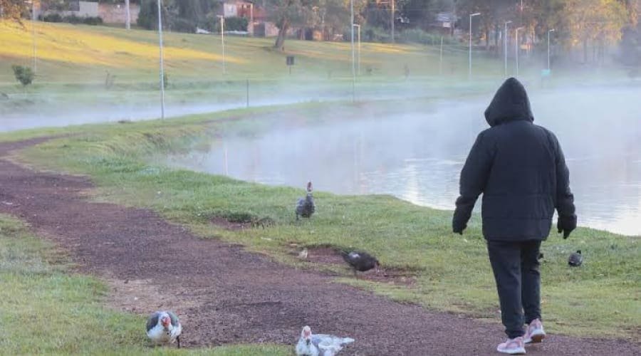 Primeira frente fria do inverno chega ao Brasil na segunda-feira (23)