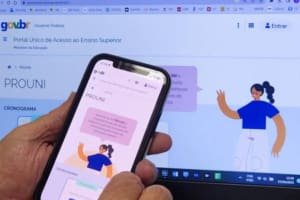 Prouni 2025 abre inscrições com bolsas integrais e parciais