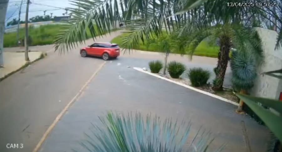Rapaz é preso por atropelar garota de programa após confusão em motel