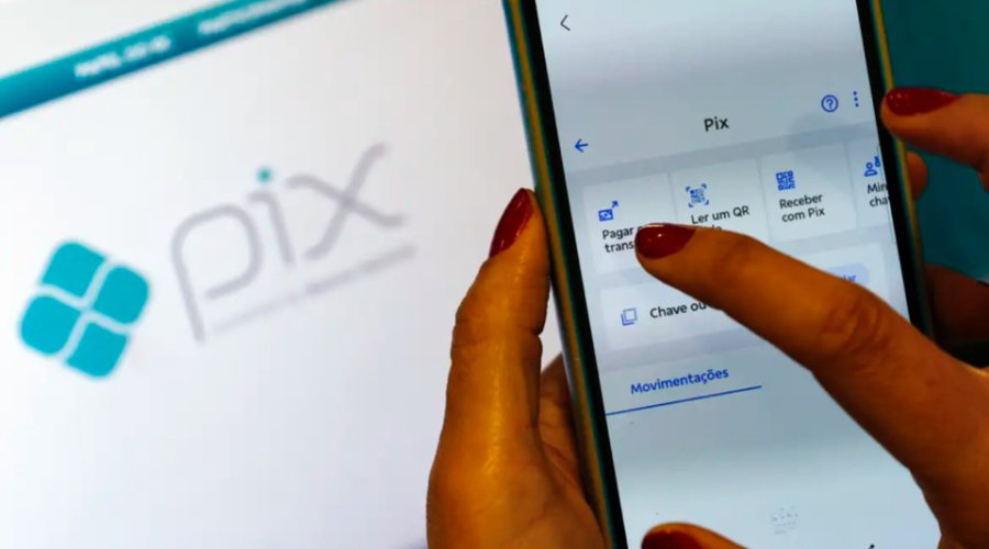 Receita Federal volta a negar taxação do Pix e alerta para golpes