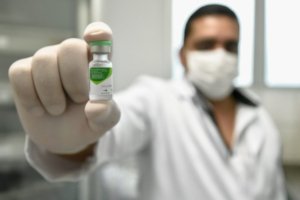 Saúde convoca jovens de 15 a 19 anos para vacinação contra HPV