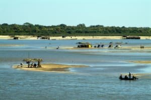 Taxa: Governo Federal cobra R$ 500 para acampar no Rio Araguaia