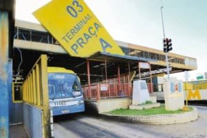 Trânsito é modificado em Goiânia devido ao início das obras no Terminal Praça A