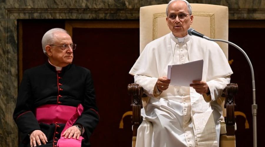 União entre homem e mulher é fundação da família, diz papa Leão XIV