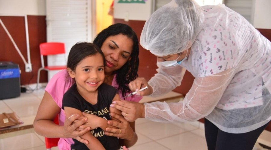 Vacinação infantil nos Cmeis começa nesta quarta (01) em Aparecida