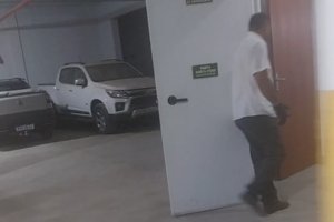 Video mostra quando síndico ataca corretora em subsolo de prédio