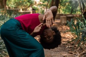 Projeto Procurando o Eixo debate raça, racismo e dança em Goiânia