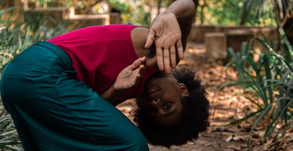 Projeto Procurando o Eixo debate raça, racismo e dança em Goiânia