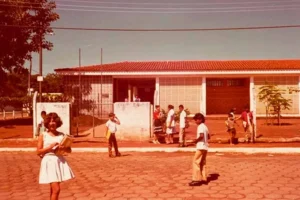 Colégio Estadual Machado de Assis, Centro de Aparecida – 1983 | Foto: IBGE