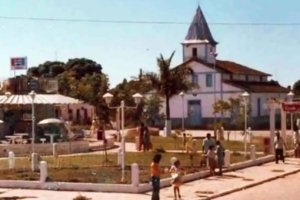 Aparecida de Goiânia, 1978 — À sombra da Igreja Matriz