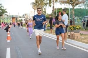 Avenida Independência vira grande rua de lazer aos domingos