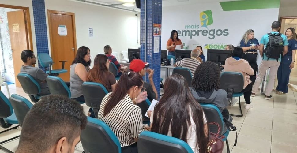 Feirão de Empregos terá vagas para construção, logística e comércio