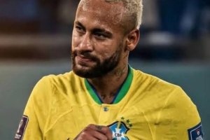 Lesionado, Neymar não joga amistosos e deve perder estreia na Copa