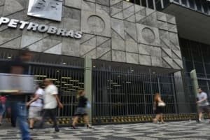 Petrobras anuncia alta de R$ 0,04 na gasolina vendida a distribuidoras