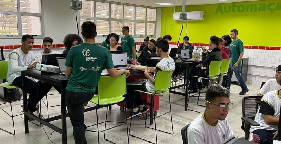 Cursos gratuitos de tecnologia oferecem mais de 4 mil vagas em Goiás