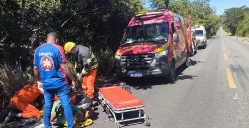 Motorista passa três dias só com água após acidente na GO-118