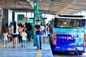 Ônibus funcionarão 24 horas durante a Romaria de Trindade