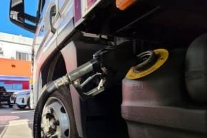 Petrobras reduz em R$ 0,35 preço do diesel para distribuidoras