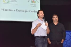 Prefeito Vilela pede atenção aos pais a sinais de violência contra menores