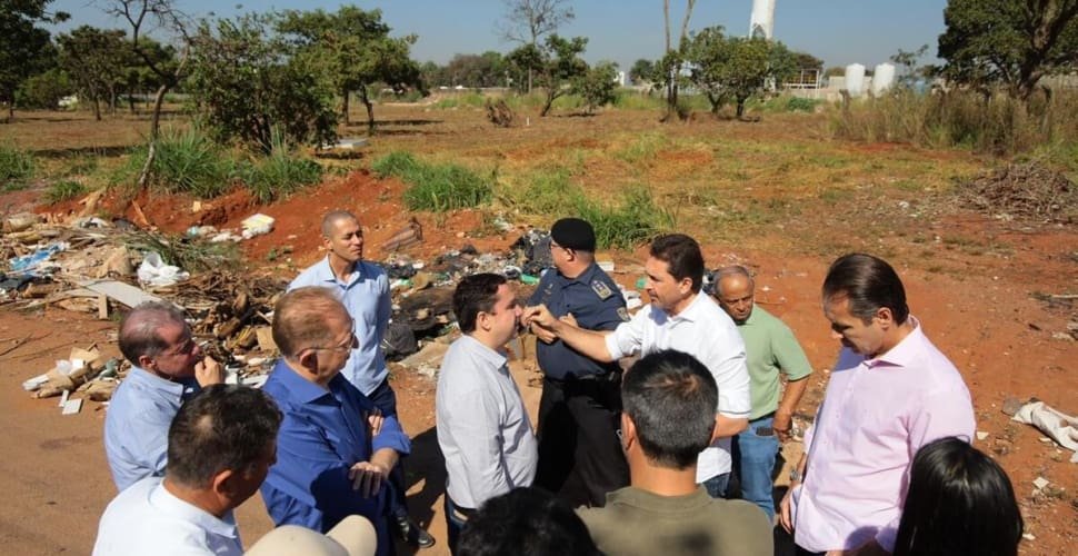 Prefeito de Aparecida reforça combate ao descarte irregular