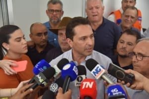Prefeito viabiliza US$ 80 milhões para obras em Aparecida