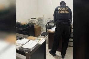 PF faz operação contra lavagem de dinheiro de bets ilegais em Goiás