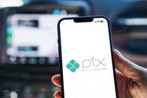Pagamento automático de pensão alimentícia por Pix é aprovado no Senado