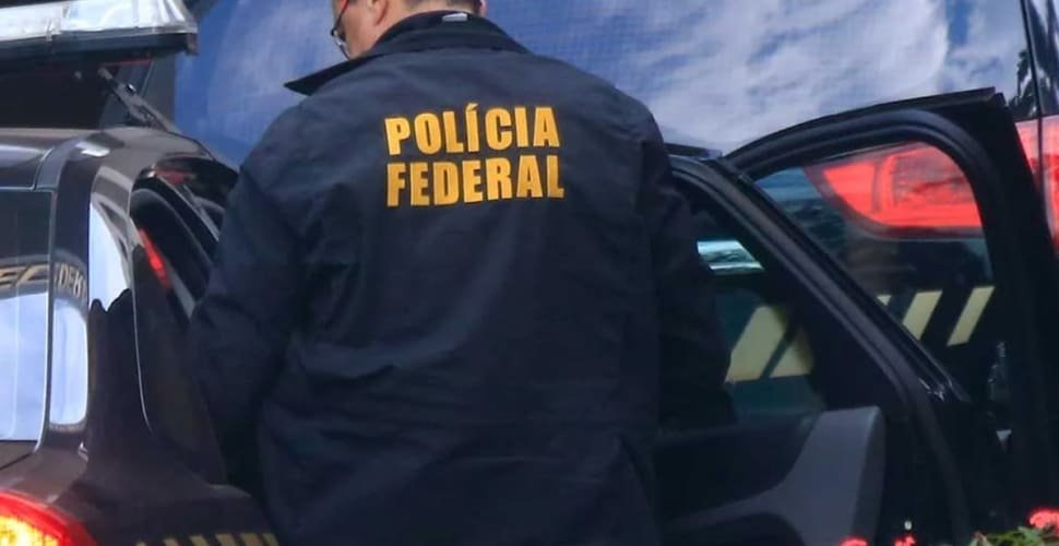 Polícia Federal faz operação para conter lavagem de dinheiro do PCC
