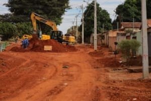 Prefeitura de Aparecida avança com obras de asfalto