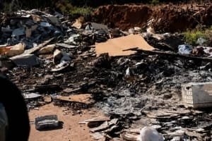 Prefeitura manda limpar área após descarte no Parque Primavera