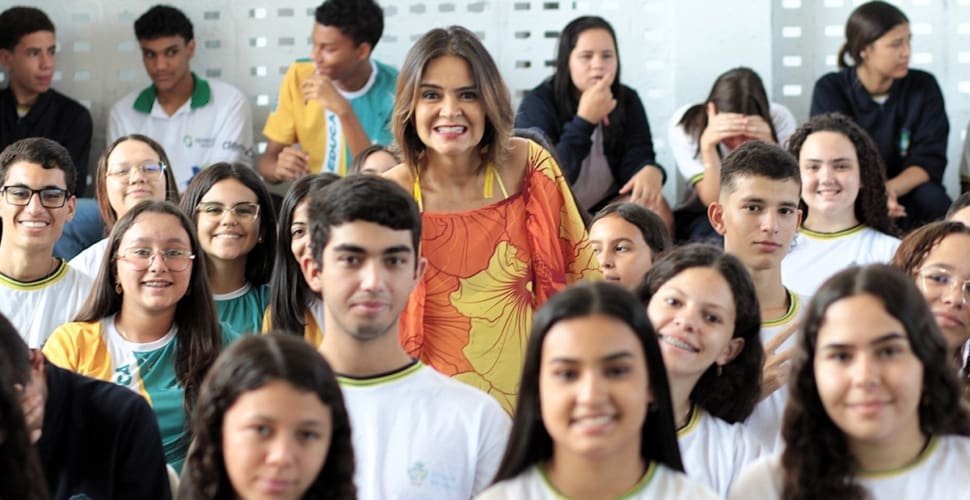 Maria Eugênia, Luiz Chaffin e Edilson Morais se apresentam em escolas publicas de Goiás