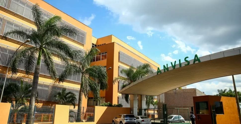 Anvisa alerta risco de deficiência de B6 com uso de carbidopalevodopa