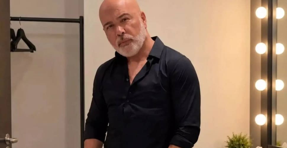 Buscas por helicóptero com cantor Rick entram no segundo dia em Santa Catarina