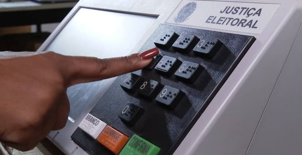 Eleitores com deficiência têm até segunda (14) para pedir transporte especial