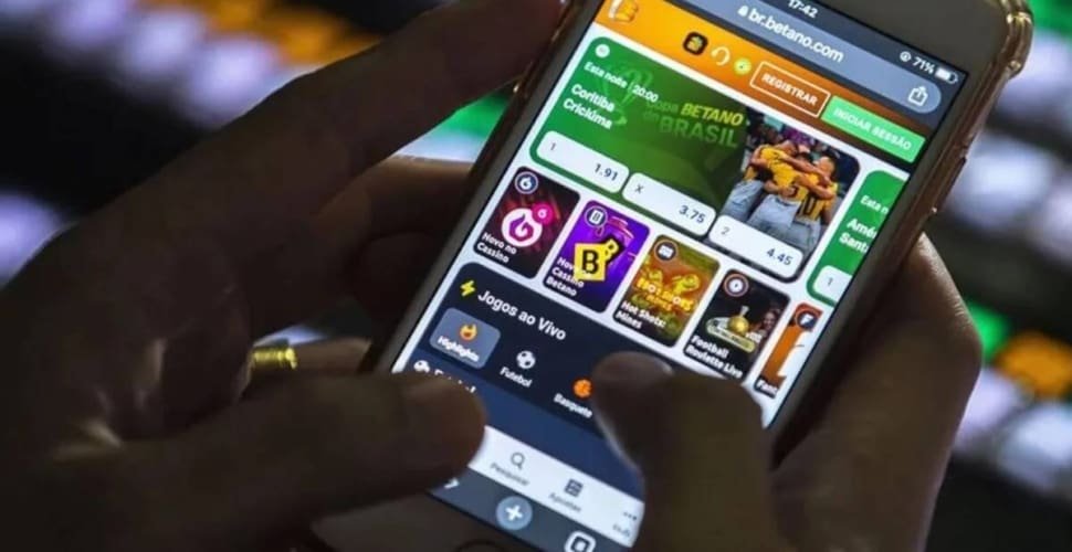Governo federal anuncia proibição de bets