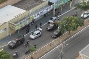 Operação conjunta da CPE e Graer intercepta veículo roubado em Aparecida
