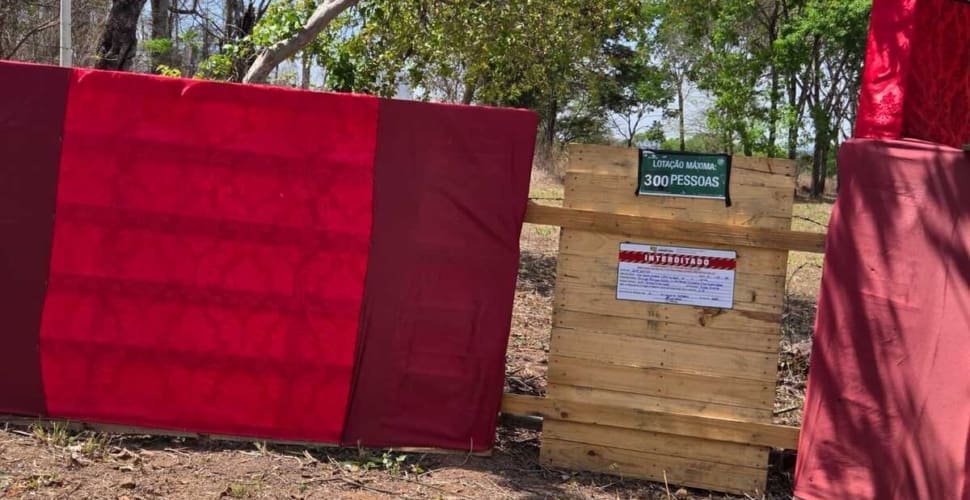 PM e Prefeitura interditam festa rave clandestina em Aparecida