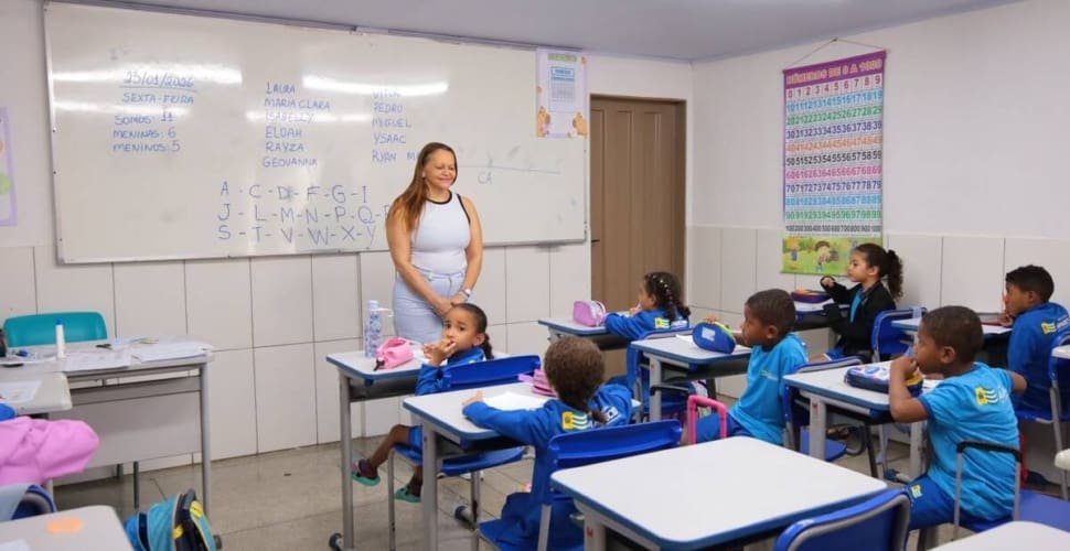 Publicado edital do concurso da Educação de Aparecida de Goiânia
