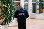 Segundo a Interpol, não há crianças brasileiras entre as 163 localizadas, informa PF