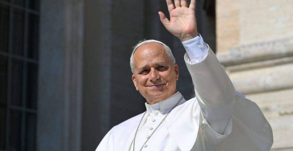 Cirurgia do papa Leão foi “concluída com sucesso”, diz Vaticano