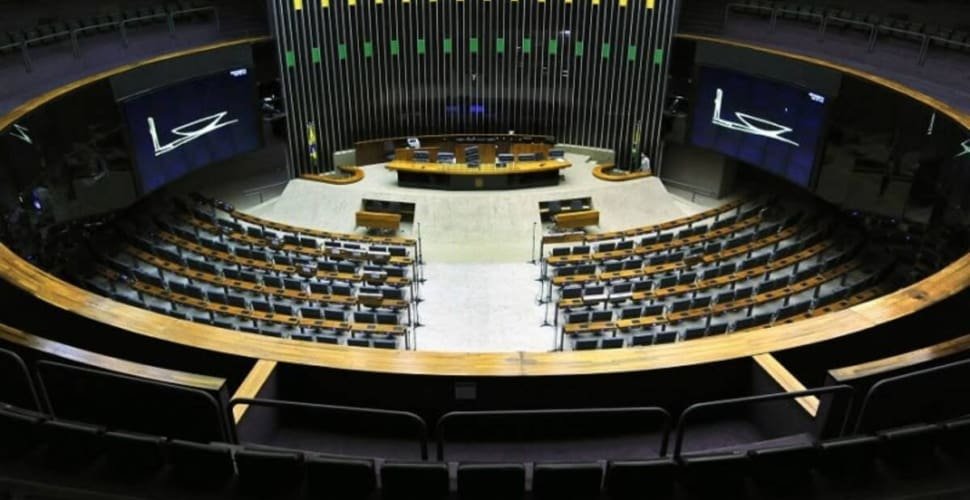 Confira os deputados federais eleitos e reeleitos por Goiás para 2027