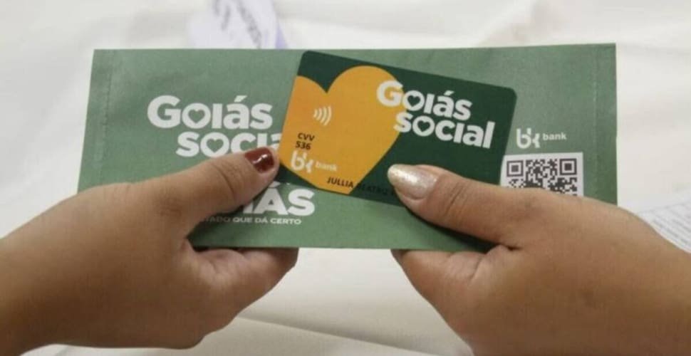 Governo de Goiás e Prefeitura de Aparecida reentregam 615 cartões sociais nesta segunda (19)