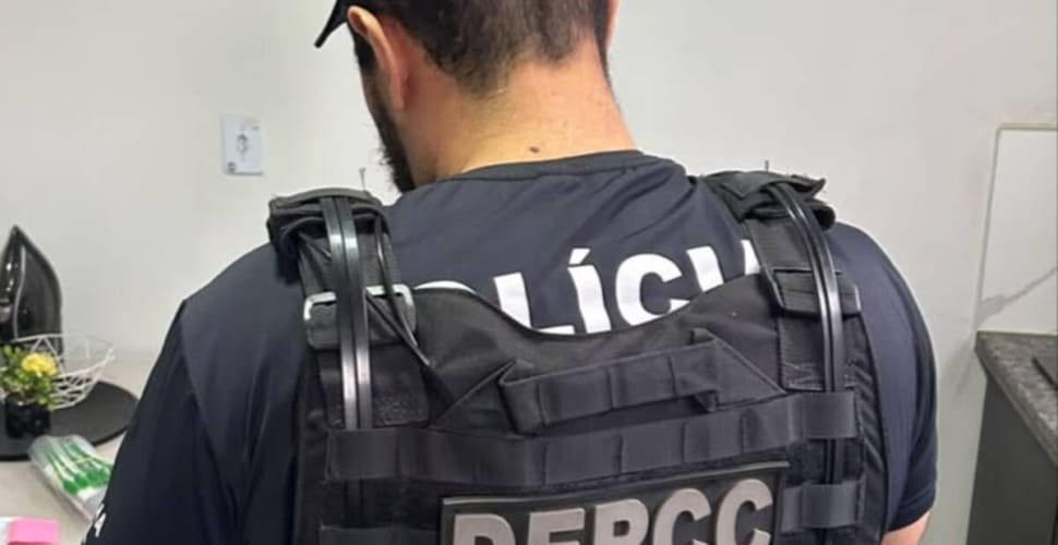 PCGO prende quatro por armazenamento de material de abuso sexual infantojuvenil
